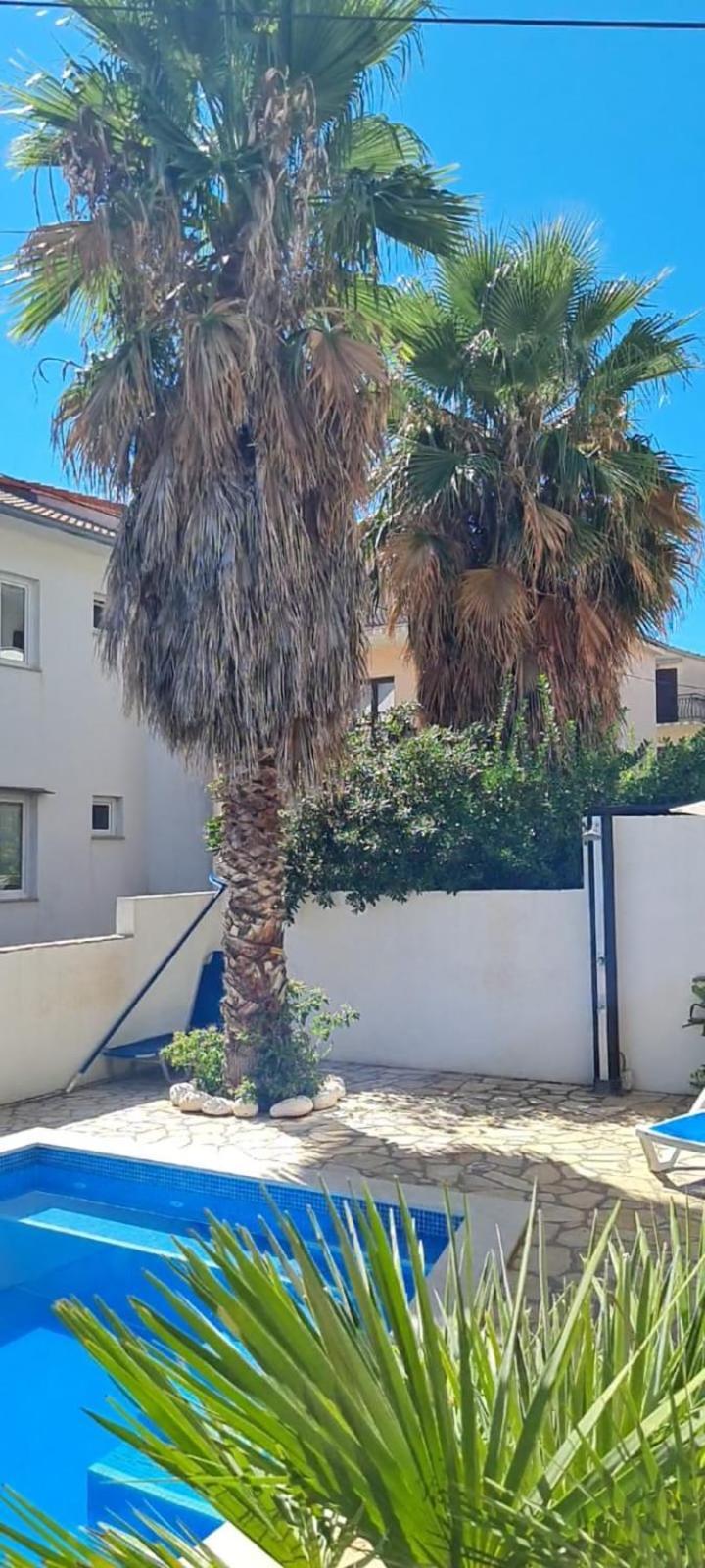 Apartments Priko Stari Grad  Exterior foto