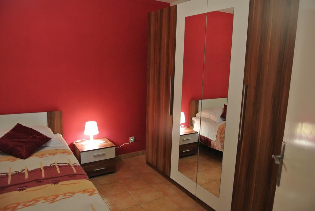 Apartments Priko Stari Grad  Habitación foto