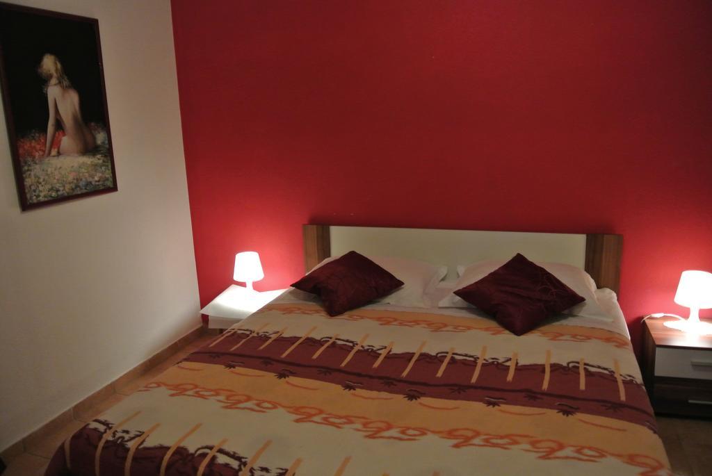 Apartments Priko Stari Grad  Habitación foto
