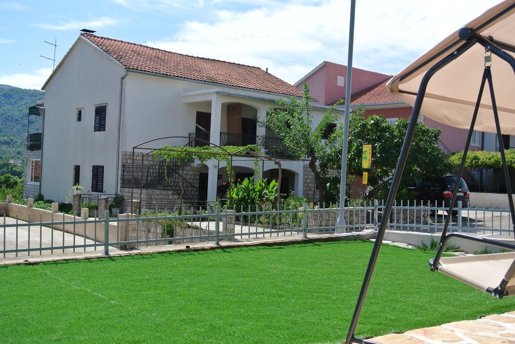 Apartments Priko Stari Grad  Exterior foto