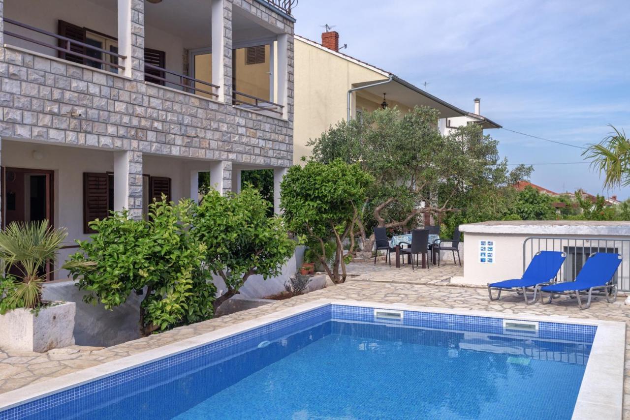 Apartments Priko Stari Grad  Exterior foto